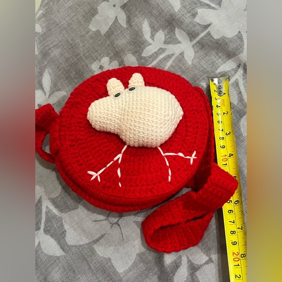 Red Crochet Kids Bag with Cute Character - Picture 4 of 8